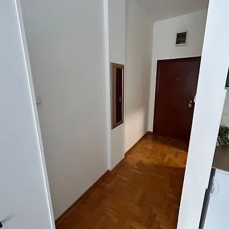 Apartment S11